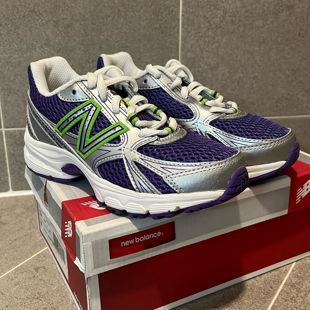 New Balance KJ512PLY shoes sneakers new 512 Girls Size 13 Youth